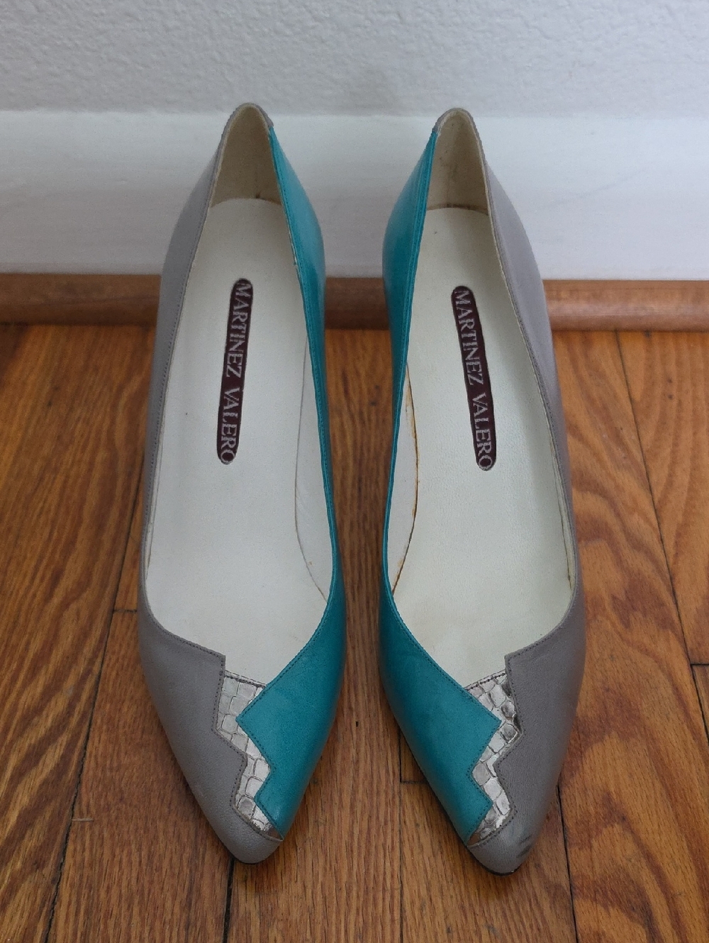 Martinez Valero Teal and Gray Pointed Toe Flats with Zigzag Detail